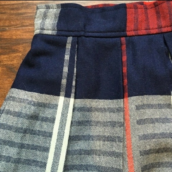 Vintage Evan Picone, Petite, Wool, Pleated Skirt - Picture 2 of 4